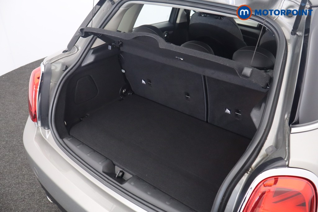 Mini Hatchback Cooper Manual Petrol Hatchback - Stock Number (1654098) - 42nd supplementary image