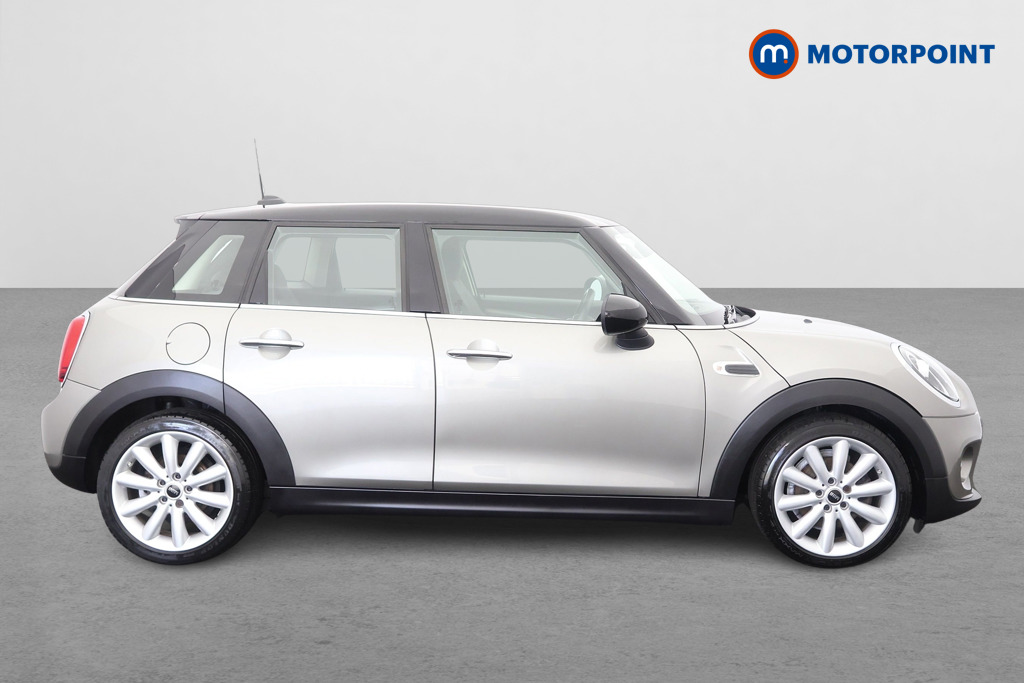 Mini Hatchback Cooper Manual Petrol Hatchback - Stock Number (1654098) - Drivers side