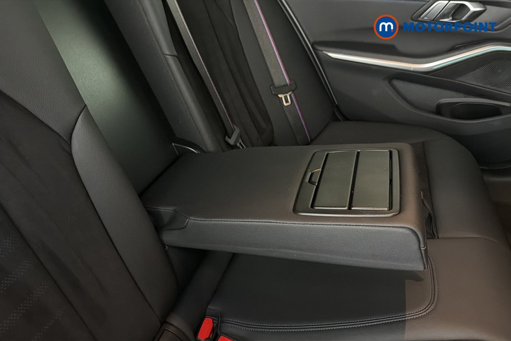 BMW 3 Series M Sport Automatic Petrol Plug-In Hybrid Estate - Stock Number (1654207) - 26th supplementary image