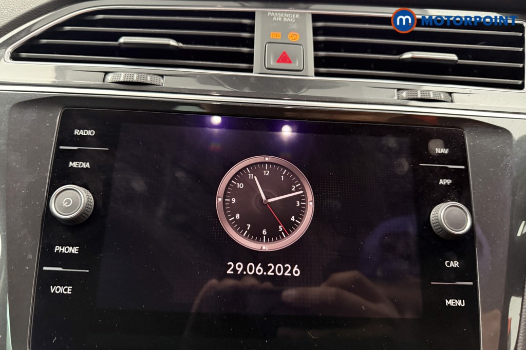 Volkswagen Tiguan Life Manual Petrol SUV - Stock Number (1654398) - 7th supplementary image