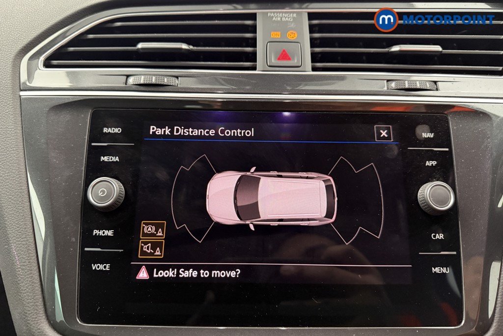 Volkswagen Tiguan Life Manual Petrol SUV - Stock Number (1654398) - 10th supplementary image