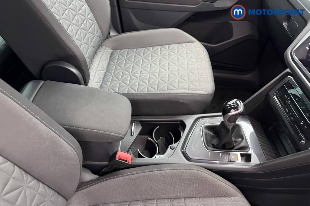 Volkswagen Tiguan Life Manual Petrol SUV - Stock Number (1654398) - 11th supplementary image