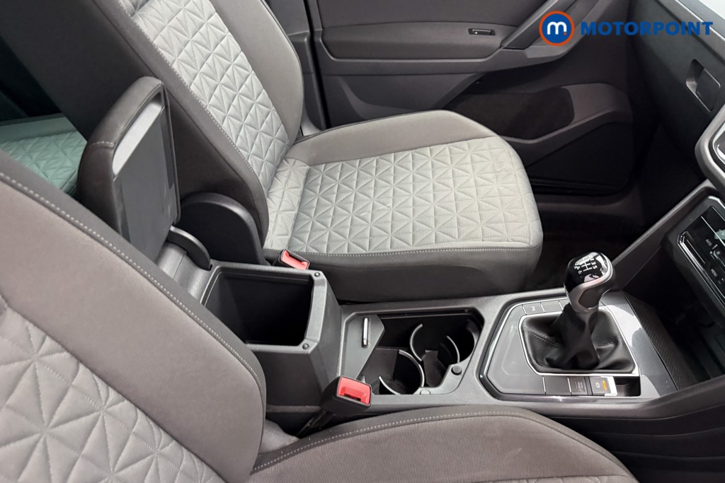 Volkswagen Tiguan Life Manual Petrol SUV - Stock Number (1654398) - 12th supplementary image