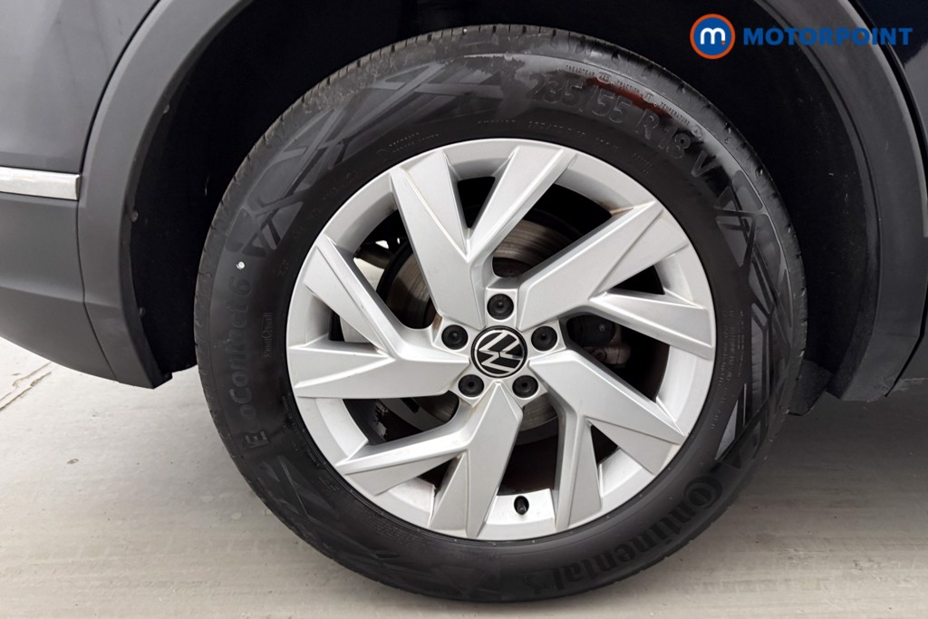 Volkswagen Tiguan Life Manual Petrol SUV - Stock Number (1654398) - 24th supplementary image