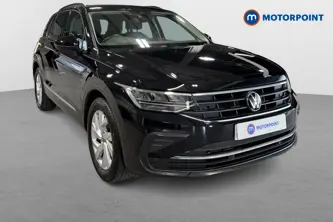 Volkswagen Tiguan Life Manual Petrol SUV - Stock Number (1654398) - Drivers side front corner