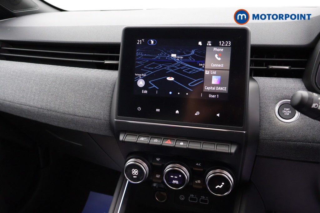 Renault Clio Techno Manual Petrol Hatchback - Stock Number (1654483) - 9th supplementary image