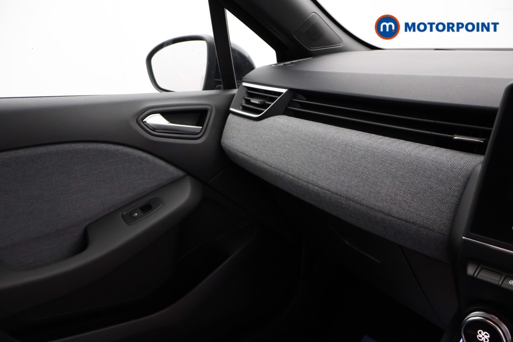 Renault Clio Techno Manual Petrol Hatchback - Stock Number (1654483) - 10th supplementary image