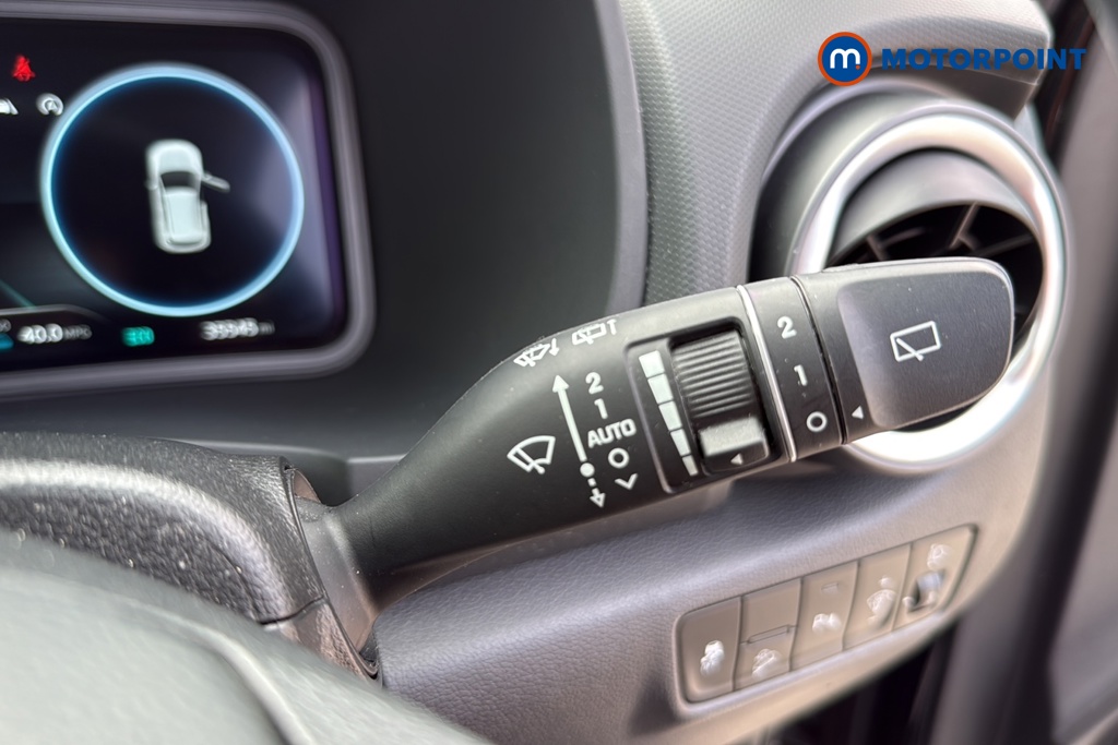 Hyundai Kona Premium Manual Petrol SUV - Stock Number (1655164) - 6th supplementary image