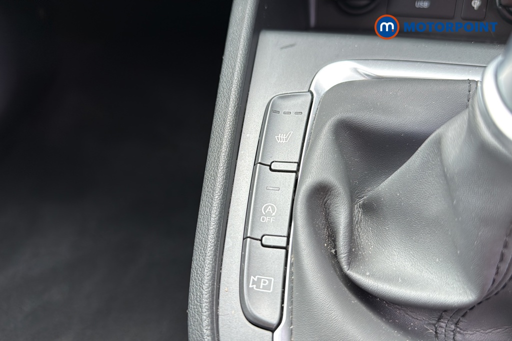 Hyundai Kona Premium Manual Petrol SUV - Stock Number (1655164) - 14th supplementary image