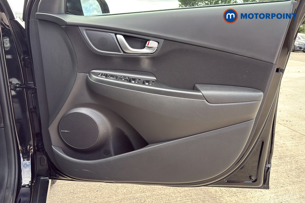 Hyundai Kona Premium Manual Petrol SUV - Stock Number (1655164) - 18th supplementary image