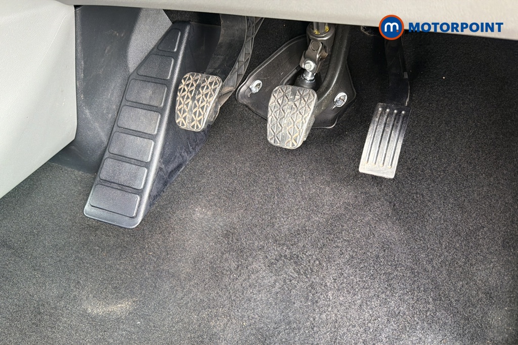 Ford Transit Custom Limited Manual Diesel Crew Bus - Stock Number (1655521) - 24th supplementary image