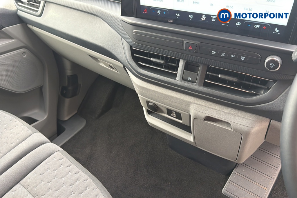 Ford Transit Custom Limited Automatic Diesel Crew Bus - Stock Number (1655525) - 15th supplementary image