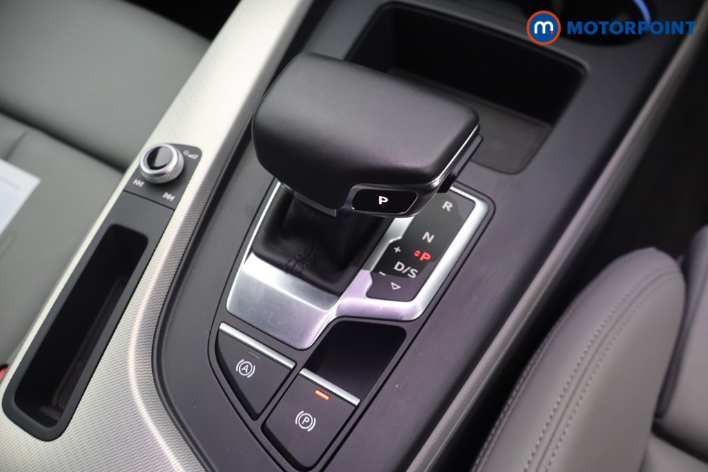 Audi A4 Sport Automatic Diesel Estate - Stock Number (1656000) - 4th supplementary image
