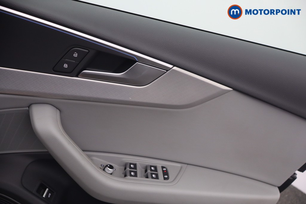 Audi A4 Sport Automatic Diesel Estate - Stock Number (1656000) - 10th supplementary image