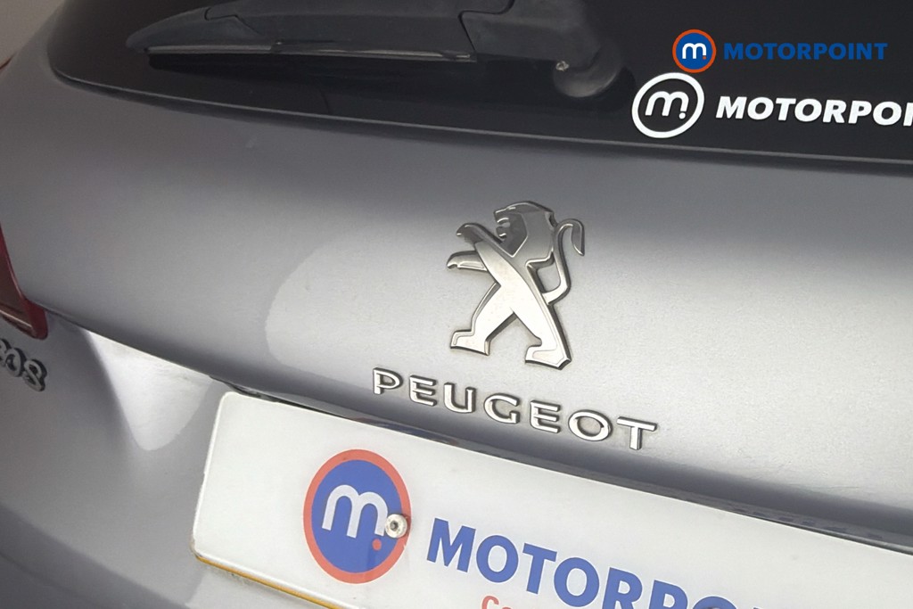 Peugeot 2008 Allure Premium Manual Petrol SUV - Stock Number (1656008) - 37th supplementary image