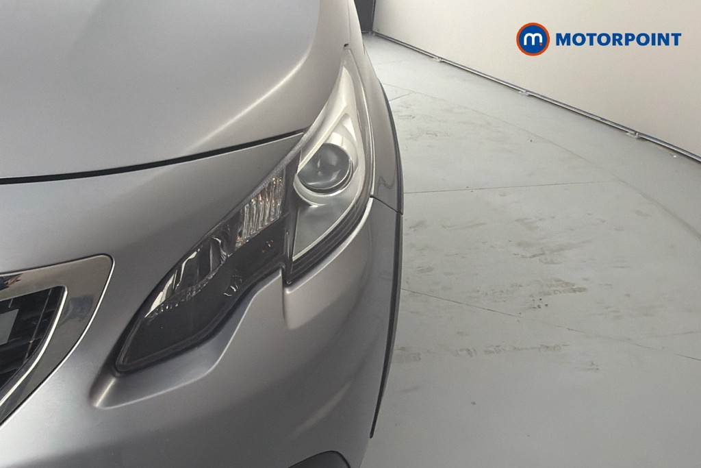Peugeot 2008 Allure Premium Manual Petrol SUV - Stock Number (1656008) - 44th supplementary image