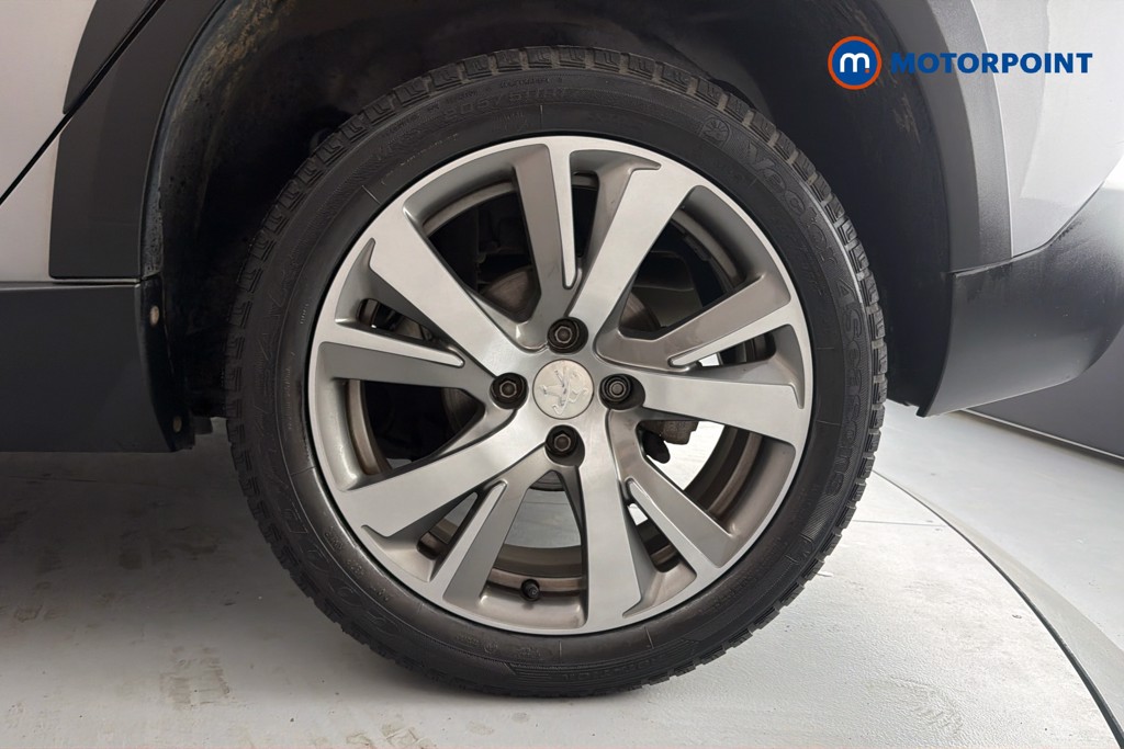 Peugeot 2008 Allure Premium Manual Petrol SUV - Stock Number (1656008) - 48th supplementary image