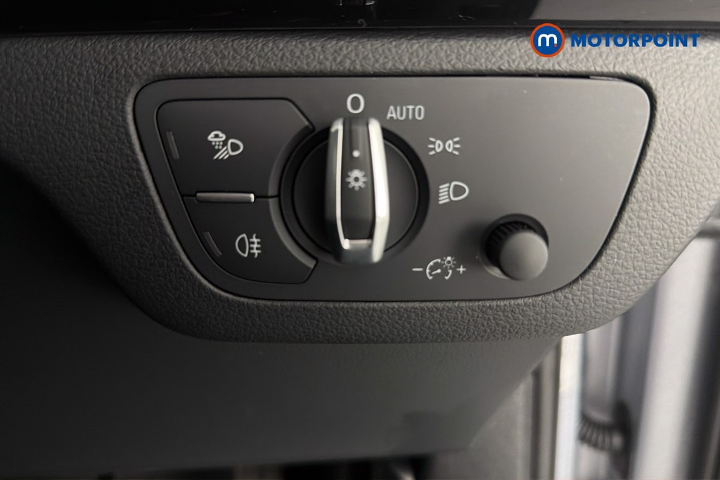 Audi Q5 Black Edition Automatic Petrol SUV - Stock Number (1656141) - 18th supplementary image