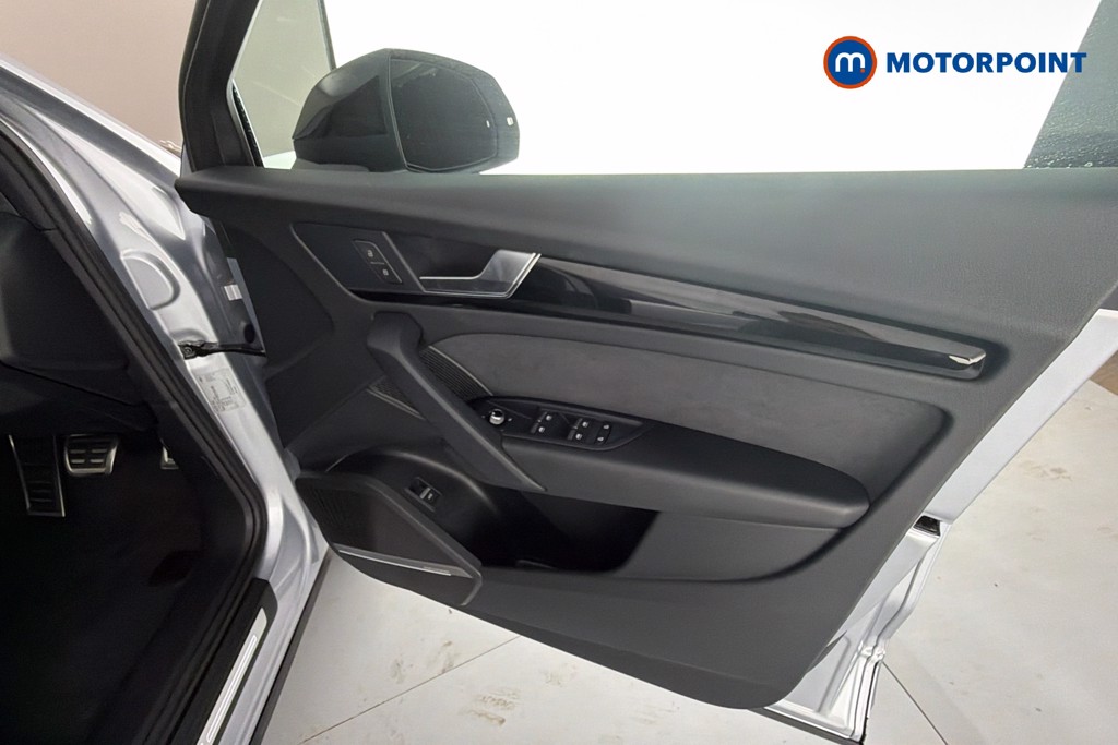 Audi Q5 Black Edition Automatic Petrol SUV - Stock Number (1656141) - 19th supplementary image