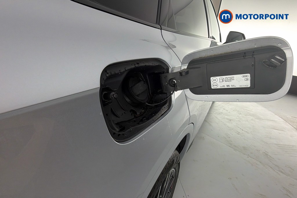 Audi Q5 Black Edition Automatic Petrol SUV - Stock Number (1656141) - 41st supplementary image