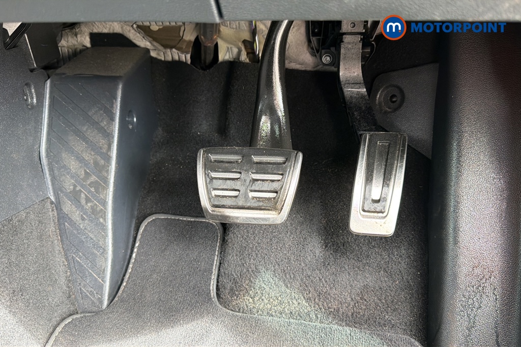 Volkswagen Golf R-Line Automatic Petrol Hatchback - Stock Number (1656345) - 24th supplementary image