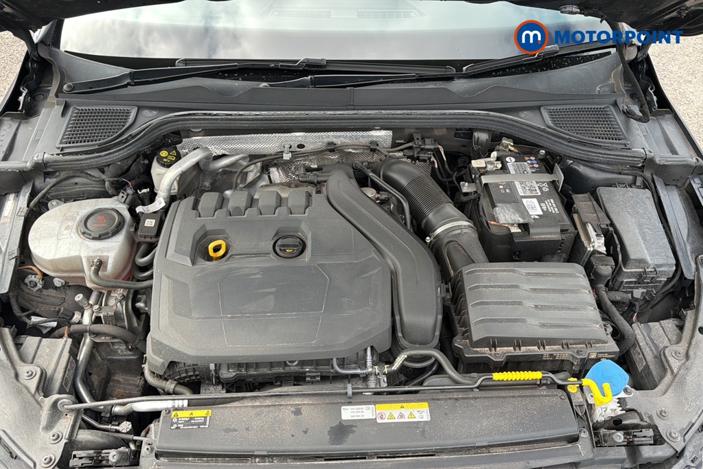 Volkswagen Golf R-Line Automatic Petrol Hatchback - Stock Number (1656345) - 48th supplementary image