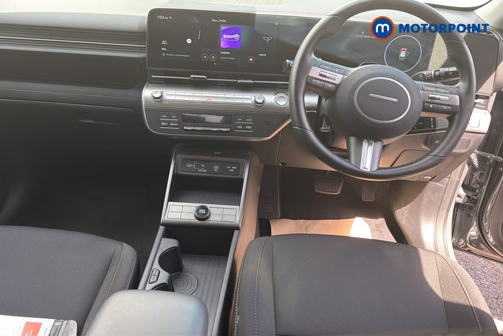 Hyundai Kona Advance Automatic Petrol-Electric Hybrid SUV - Stock Number (1656645) - 1st supplementary image