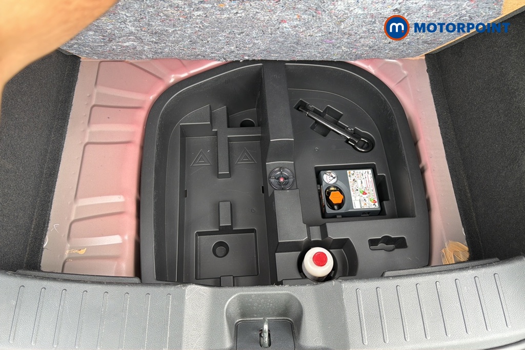 Nissan Juke Acenta Premium Manual Petrol SUV - Stock Number (1656906) - 33rd supplementary image
