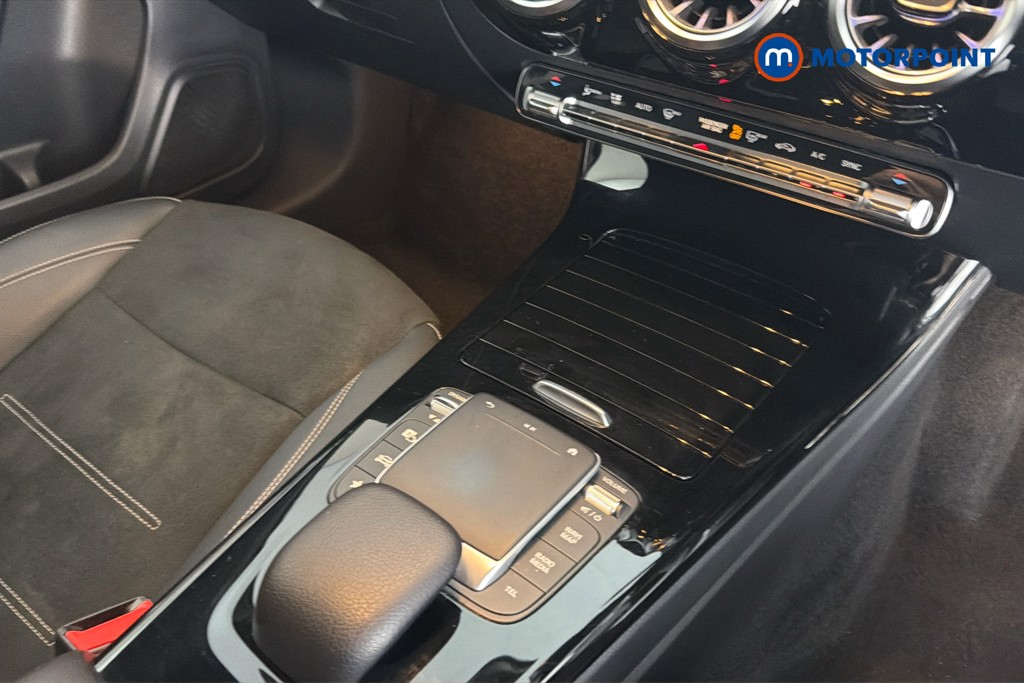 Mercedes-Benz A Class Amg Line Executive Edition Automatic Petrol Hatchback - Stock Number (1657018) - 15th supplementary image