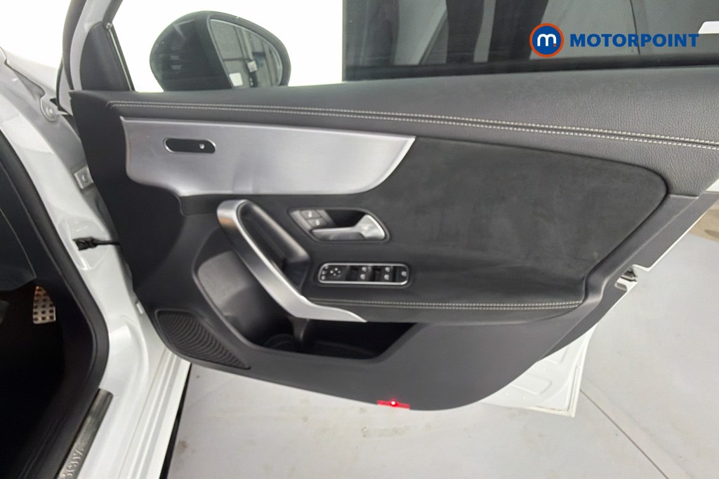 Mercedes-Benz A Class Amg Line Executive Edition Automatic Petrol Hatchback - Stock Number (1657018) - 19th supplementary image