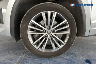 Skoda Kodiaq Laurin -Plus Klement Automatic Petrol SUV - Stock Number (1657256) - 44th supplementary image