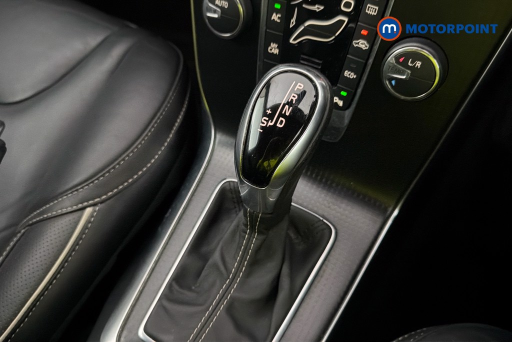 Volvo V40 R Design Pro Automatic Petrol Hatchback - Stock Number (1635457) - 15th supplementary image
