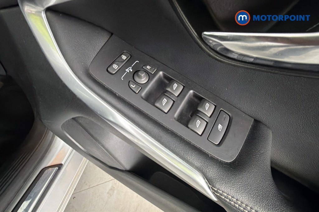 Volvo V40 R Design Pro Automatic Petrol Hatchback - Stock Number (1635457) - 20th supplementary image