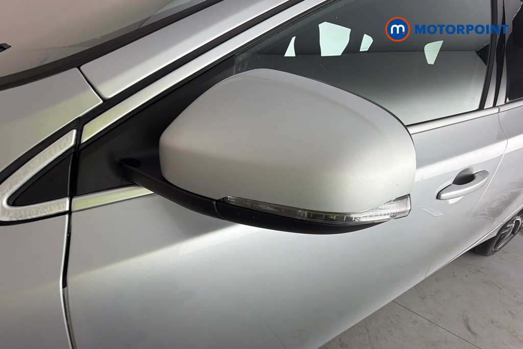 Volvo V40 R Design Pro Automatic Petrol Hatchback - Stock Number (1635457) - 43rd supplementary image