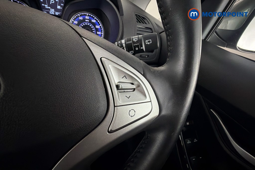 Hyundai Ix20 Se Nav Automatic Petrol People Carrier - Stock Number (1638105) - 4th supplementary image