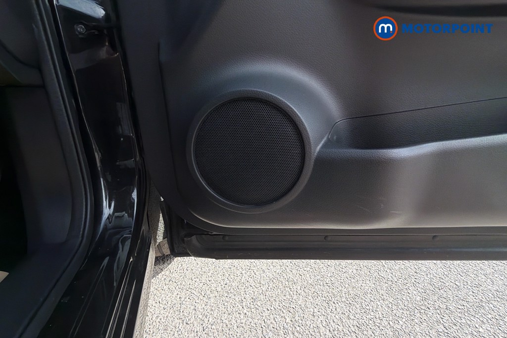 Nissan Qashqai Acenta Premium Automatic Diesel SUV - Stock Number (1638123) - 21st supplementary image