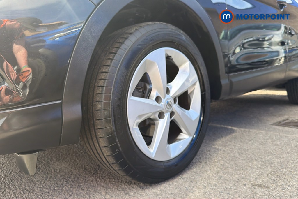 Nissan Qashqai Acenta Premium Automatic Diesel SUV - Stock Number (1638123) - 47th supplementary image
