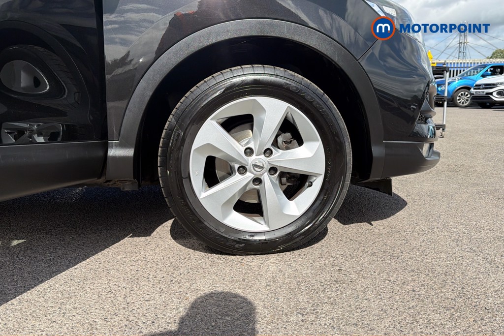 Nissan Qashqai Acenta Premium Automatic Diesel SUV - Stock Number (1638123) - 50th supplementary image