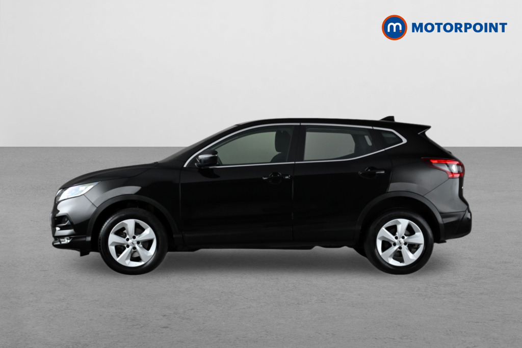 Nissan Qashqai Acenta Premium Automatic Diesel SUV - Stock Number (1638123) - Passenger side