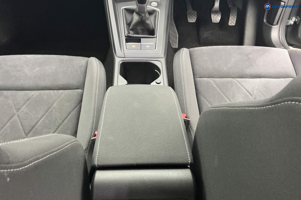 Volkswagen Golf Style Manual Petrol Hatchback - Stock Number (1641068) - 12th supplementary image