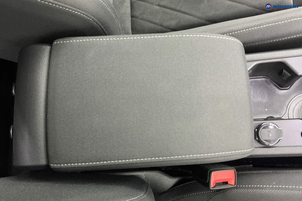Volkswagen Golf Style Manual Petrol Hatchback - Stock Number (1641068) - 14th supplementary image