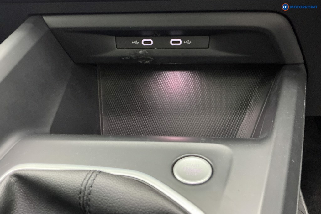 Volkswagen Golf Style Manual Petrol Hatchback - Stock Number (1641068) - 17th supplementary image