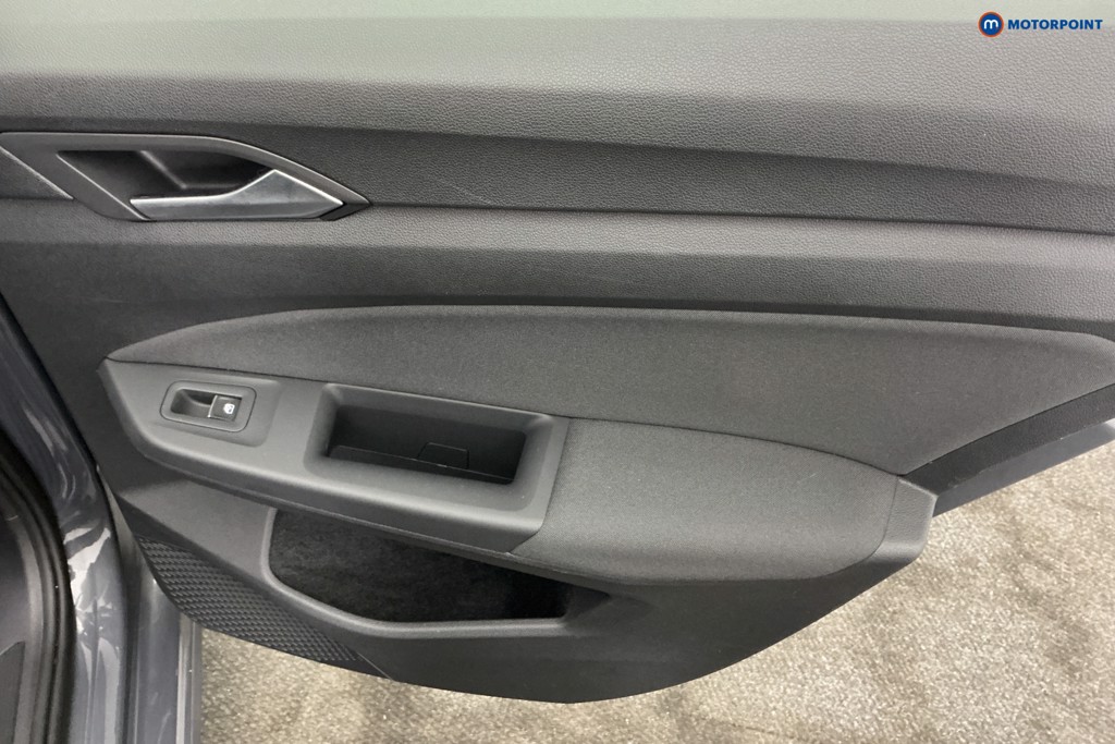 Volkswagen Golf Style Manual Petrol Hatchback - Stock Number (1641068) - 27th supplementary image