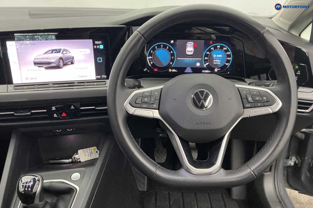 Volkswagen Golf Style Manual Petrol Hatchback - Stock Number (1641068) - 1st supplementary image