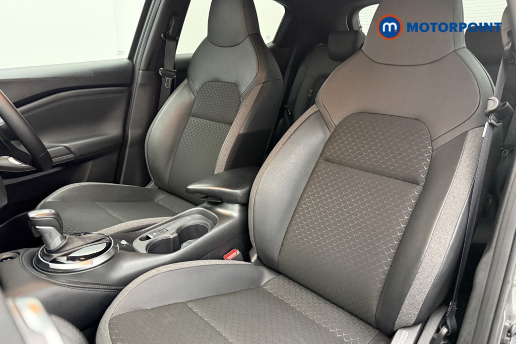 Nissan Juke N-Connecta Automatic Petrol SUV - Stock Number (1642440) - 3rd supplementary image