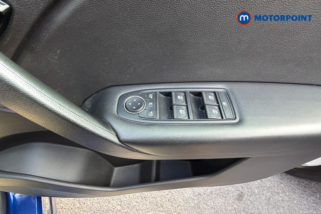 Renault Captur Iconic Manual Petrol SUV - Stock Number (1643172) - 20th supplementary image