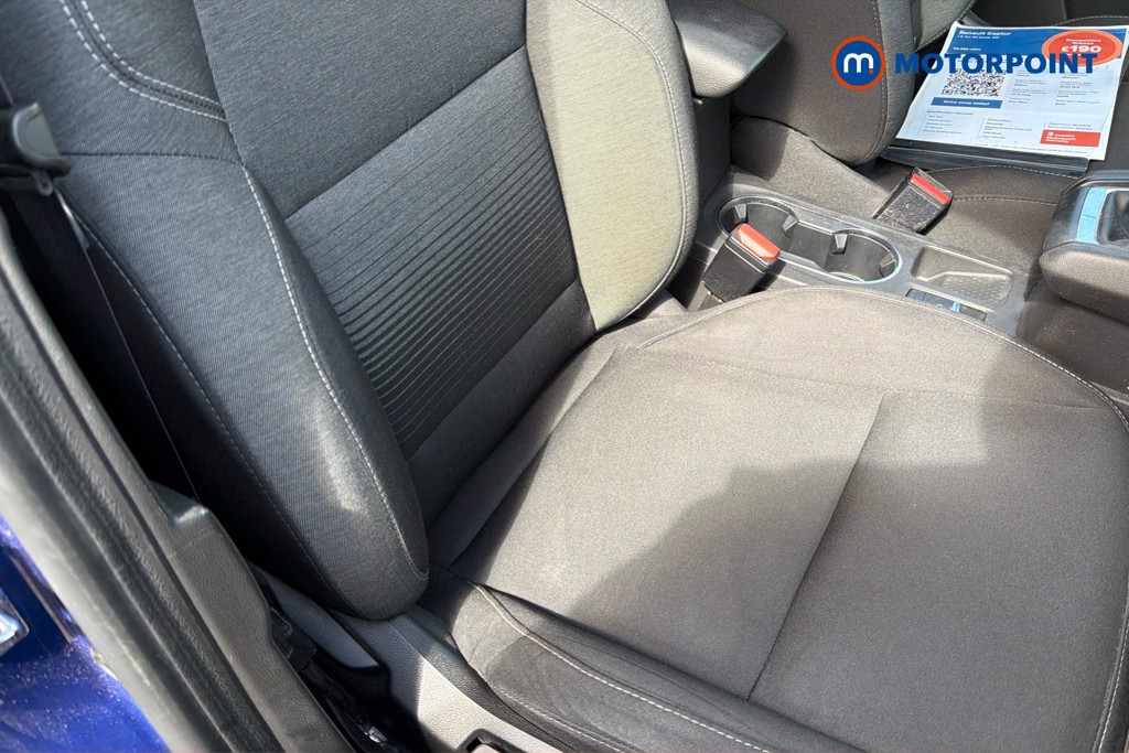 Renault Captur Iconic Manual Petrol SUV - Stock Number (1643172) - 22nd supplementary image