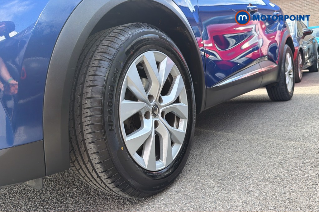 Renault Captur Iconic Manual Petrol SUV - Stock Number (1643172) - 47th supplementary image