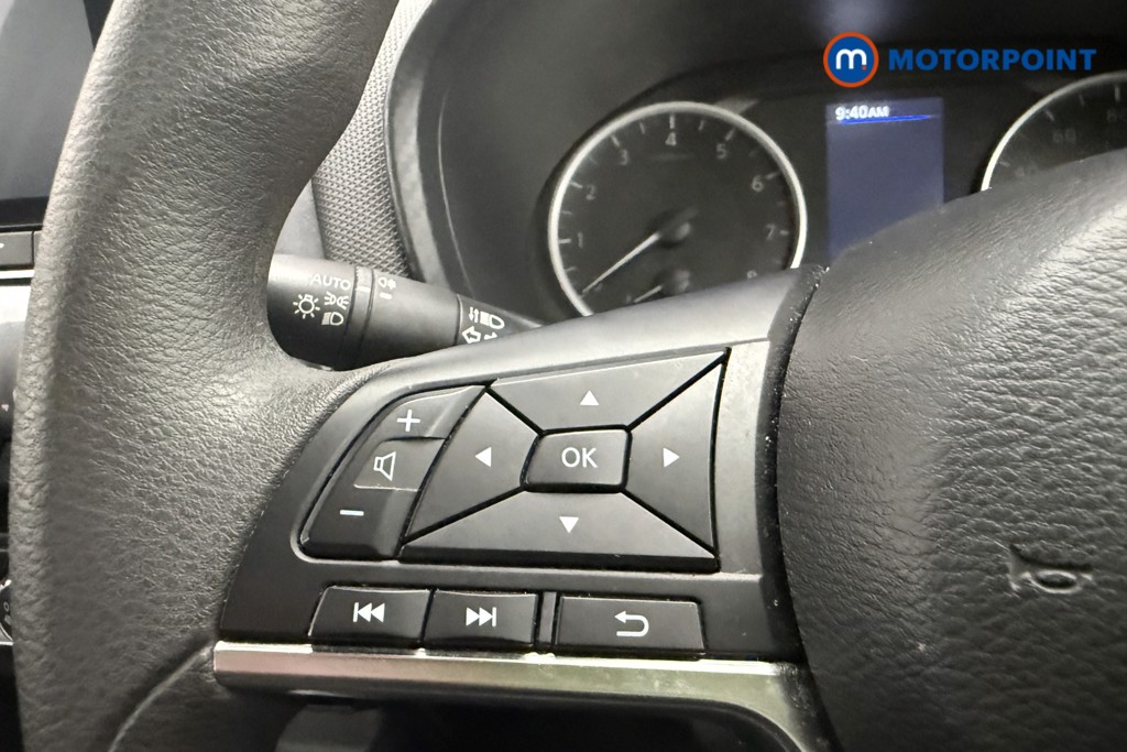 Nissan Juke Acenta Manual Petrol SUV - Stock Number (1644580) - 10th supplementary image