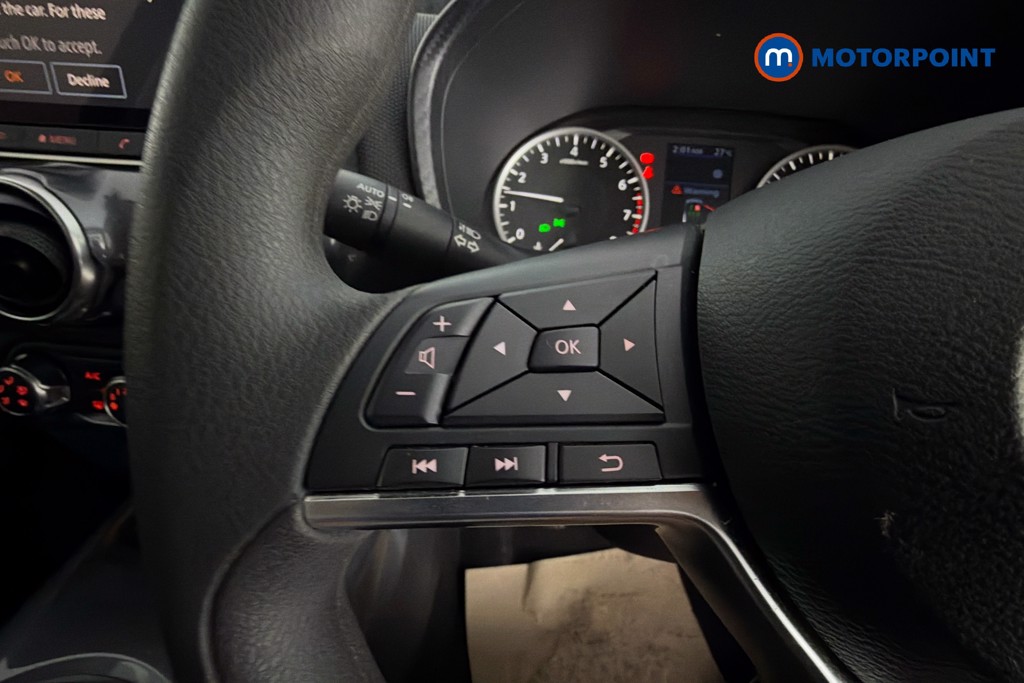 Nissan Juke Acenta Manual Petrol SUV - Stock Number (1644607) - 3rd supplementary image